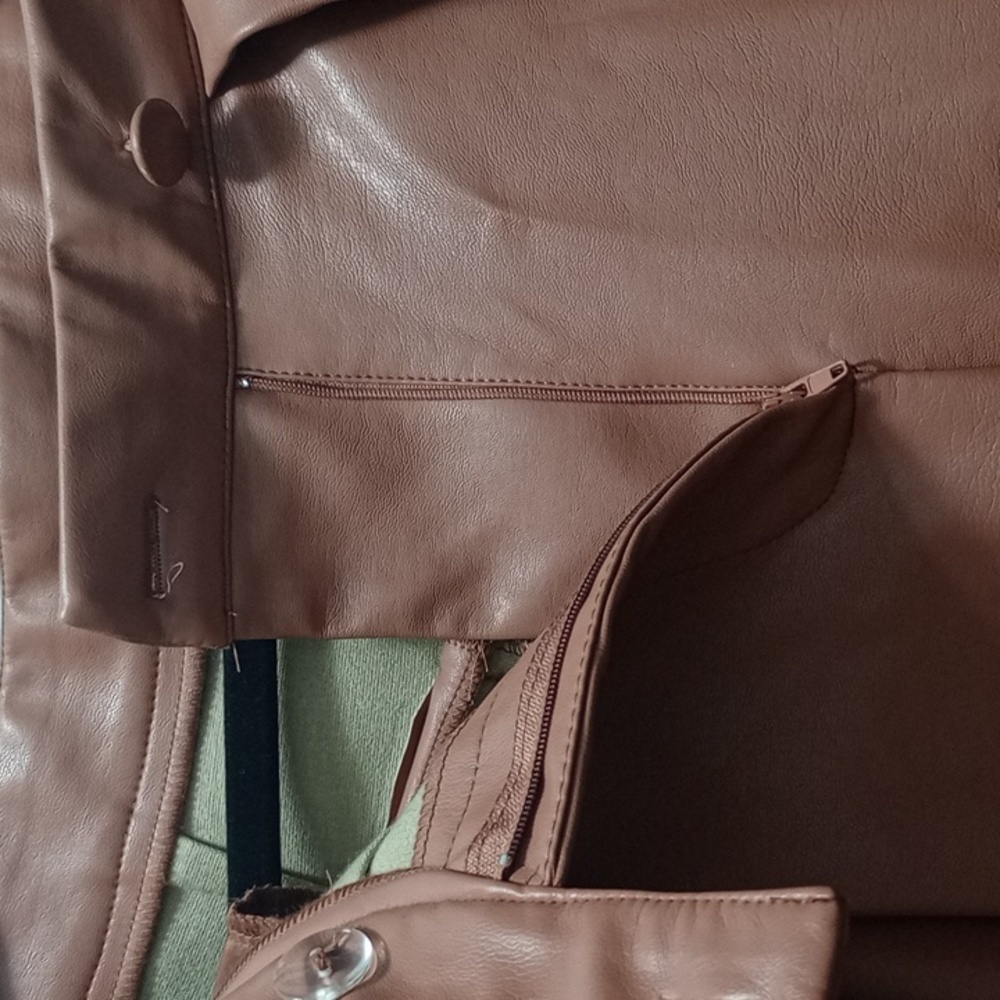 Spring Color Forever 21 Beige Faux Leather Trousers, With Zippper & Pockets New - Picture 12 of 12
